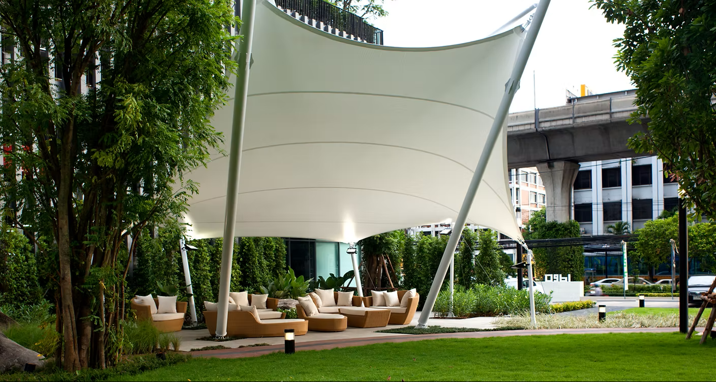 Garden Lounge