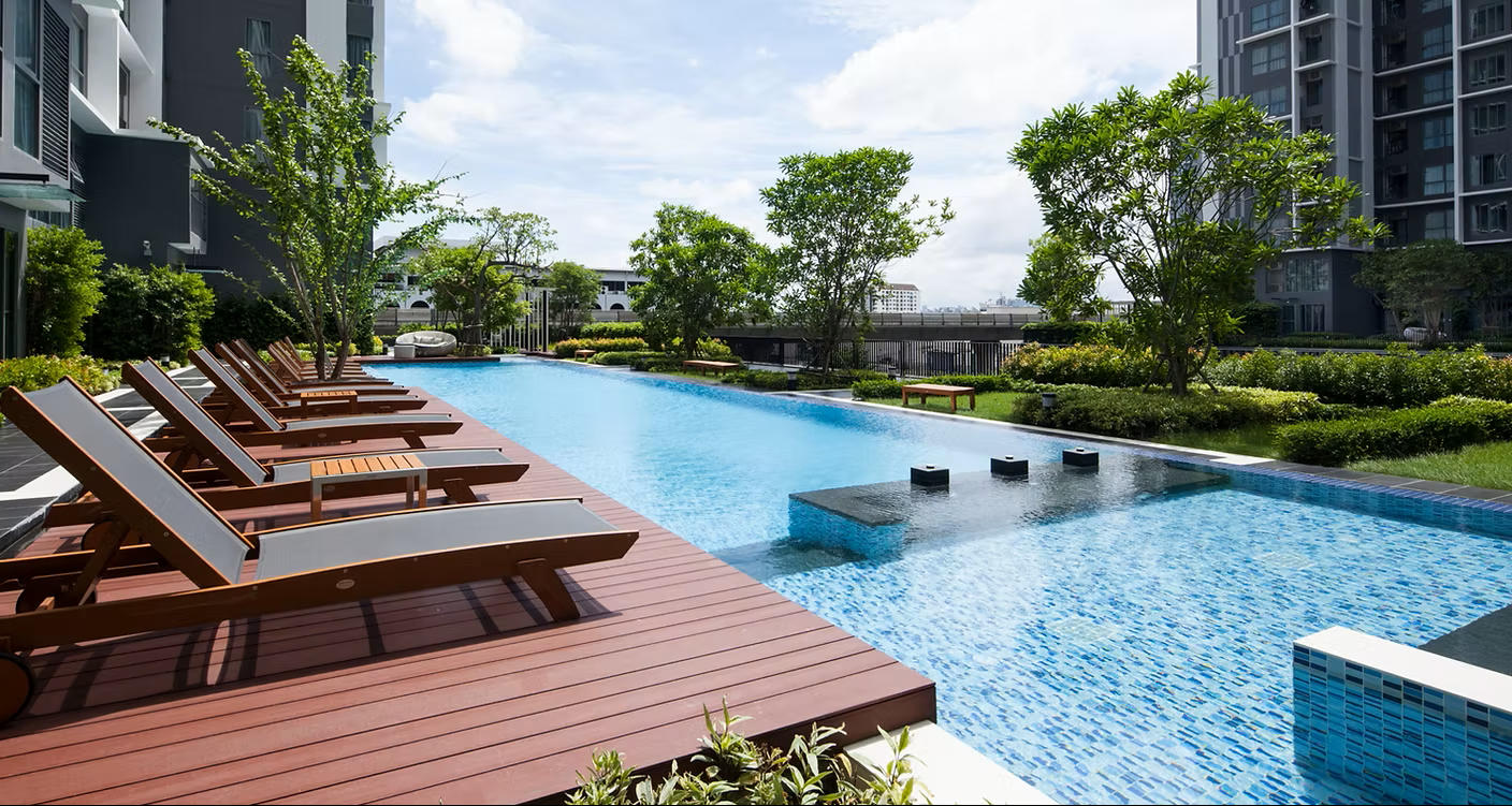 Infinity Pool